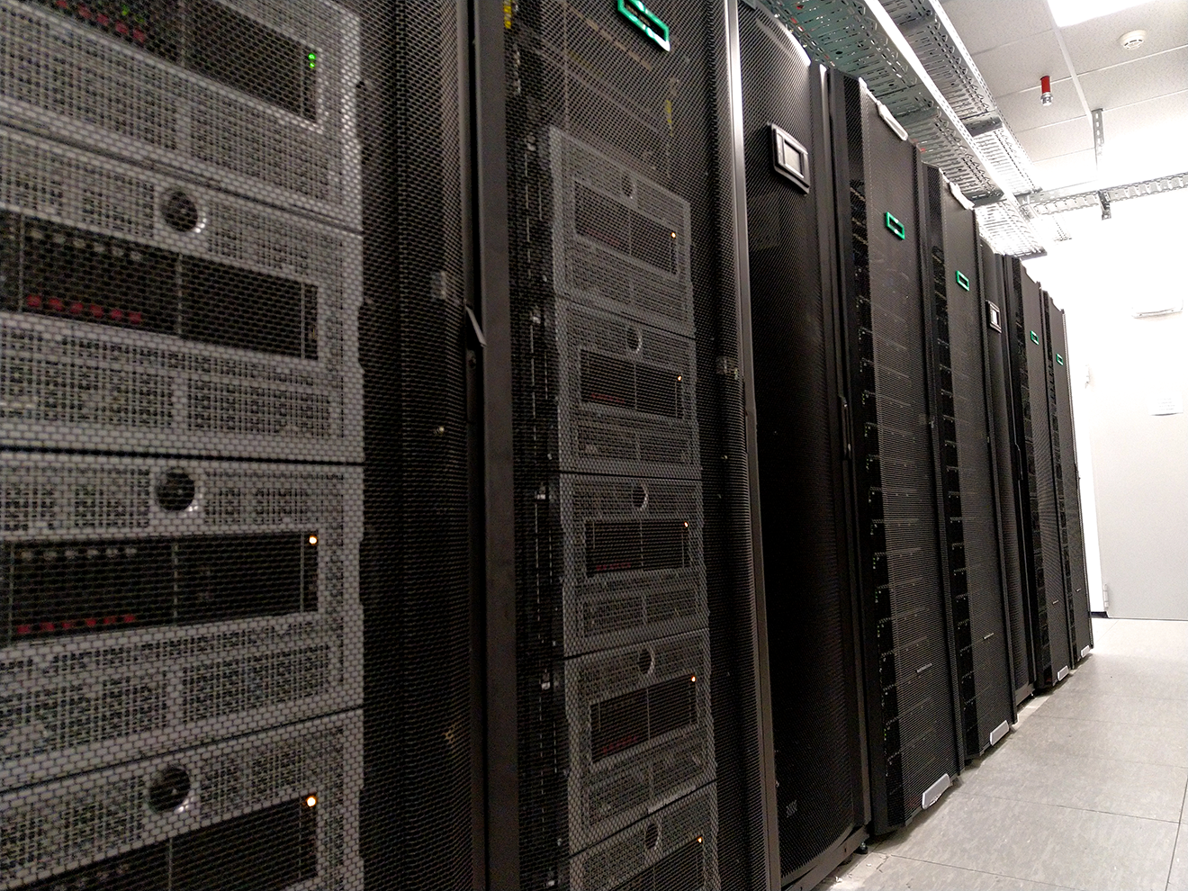 The new Supercomputer HEMUS was put into operation at IICT-BAS